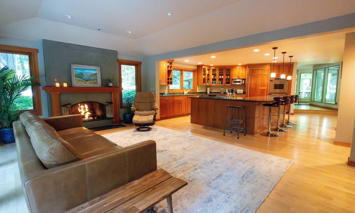 Bridle Trails House | Bridle Trails Treehouse