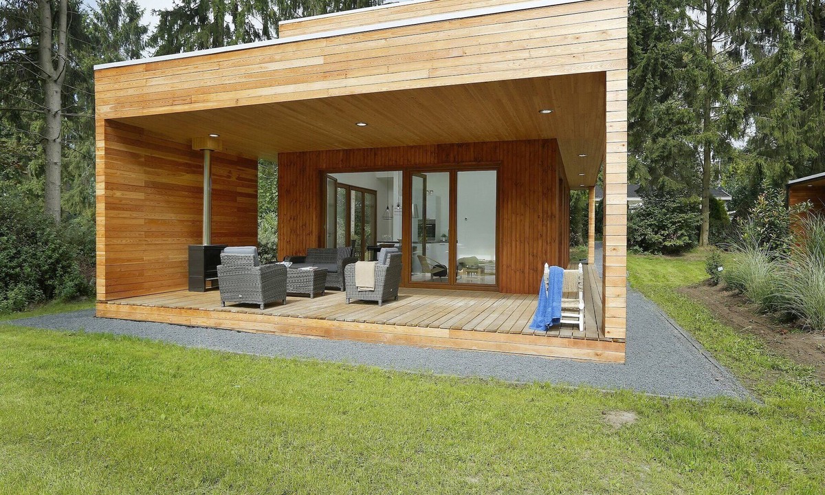 Enter House | Bright & Airy Forest Cabin