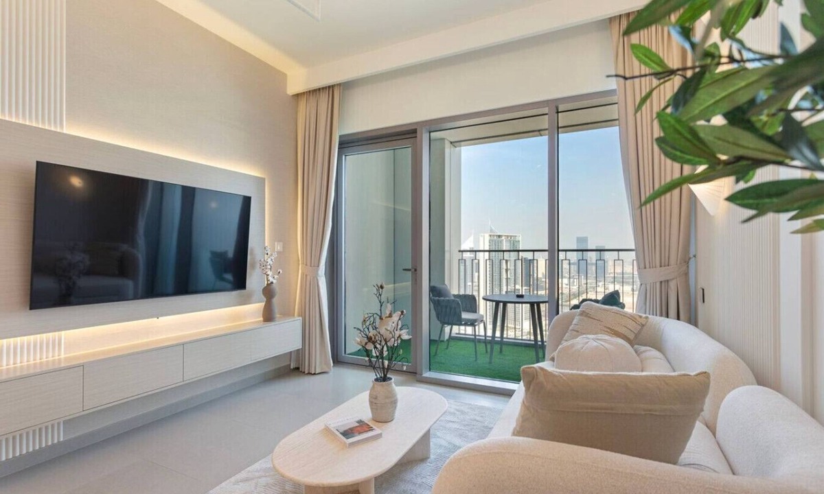 Za'abeel 2 Apartment | Bright and Exquisite 1-Bedroom in Downtown views 2