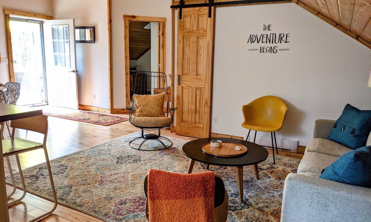 Beaver Island House | Bright and spacious, modern carriage house apartment. WiFi. 2 miles from town.