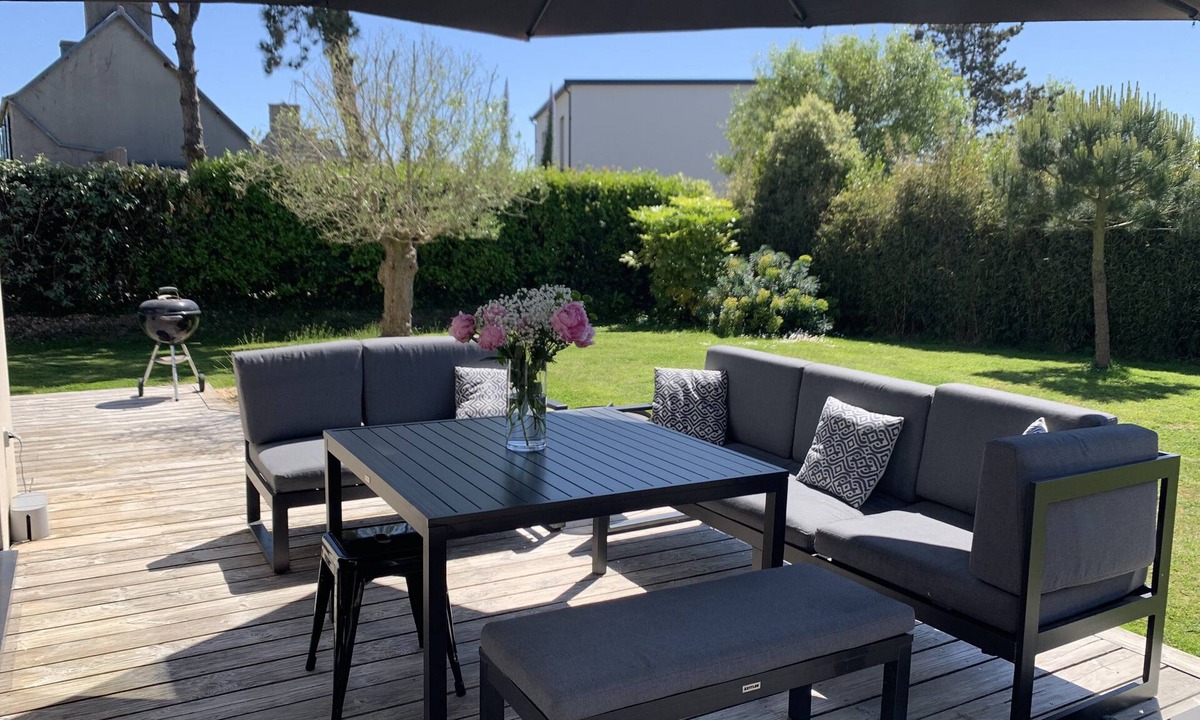 Carantec House | Bright and spacious house close to the sea and 10 min walk from the town center