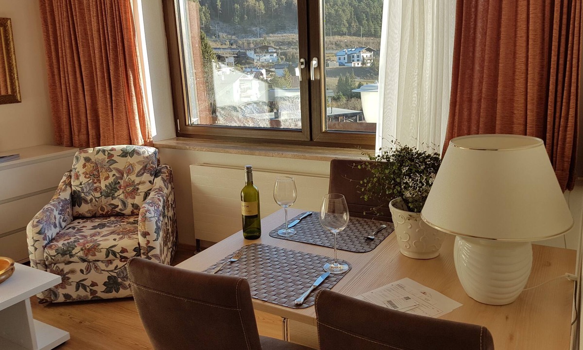 Reith bei Seefeld Apartment | bright apartment with a large sun terrace and access to the garden