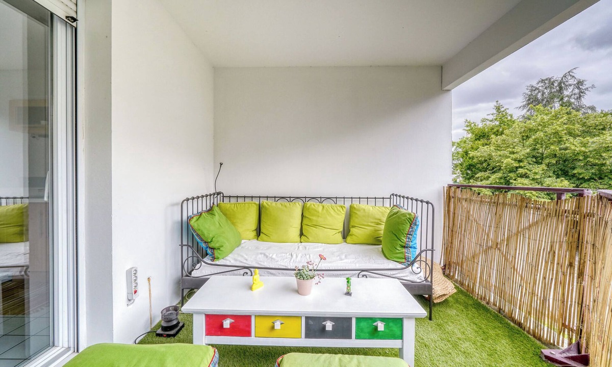 Saint Augustin Apartment | Bright apartment with private parking in Bordeaux
