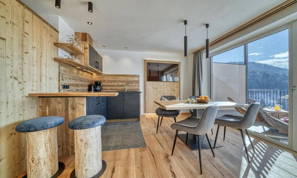 Avelengo Apartment | Bright Apartment with 2 Bedrooms & Mountain Views – Montes