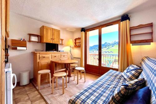 Combloux Apartment | Bright apartment with Mont Blanc view