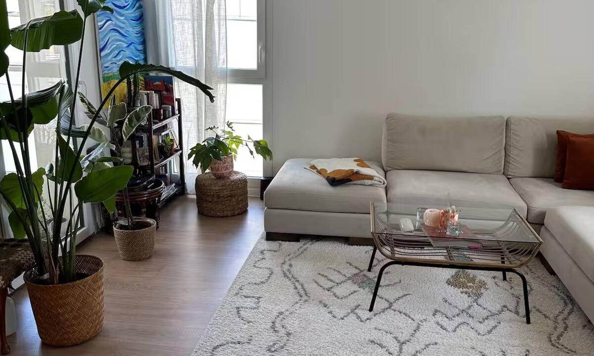 Rouen Apartment | Bright apartment with terrace Private parking