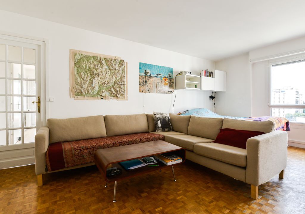 Amerique Apartment | Bright apt with beautiful view in Belleville