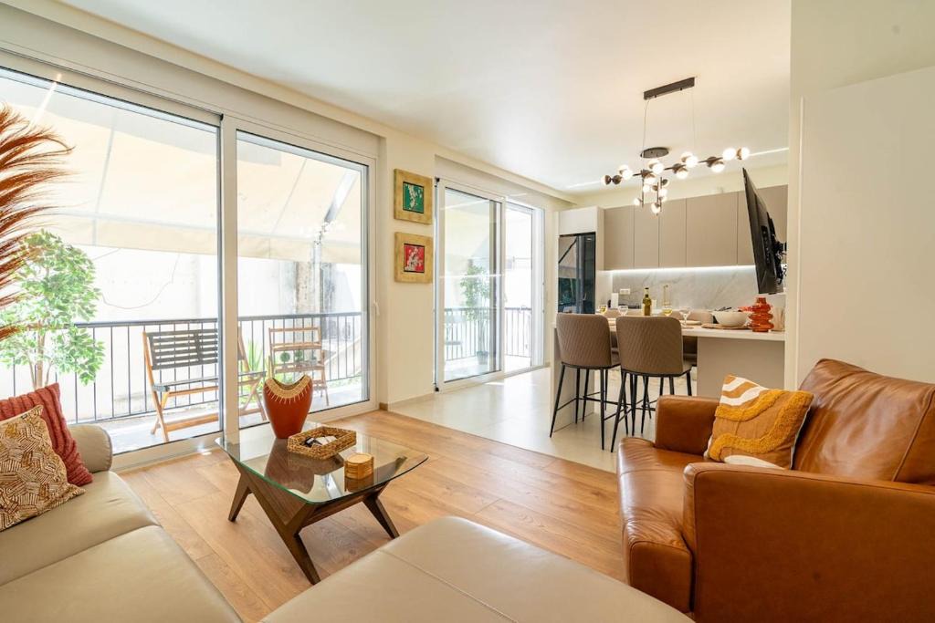 Kypseli Apartment | Bright Athens Getaway