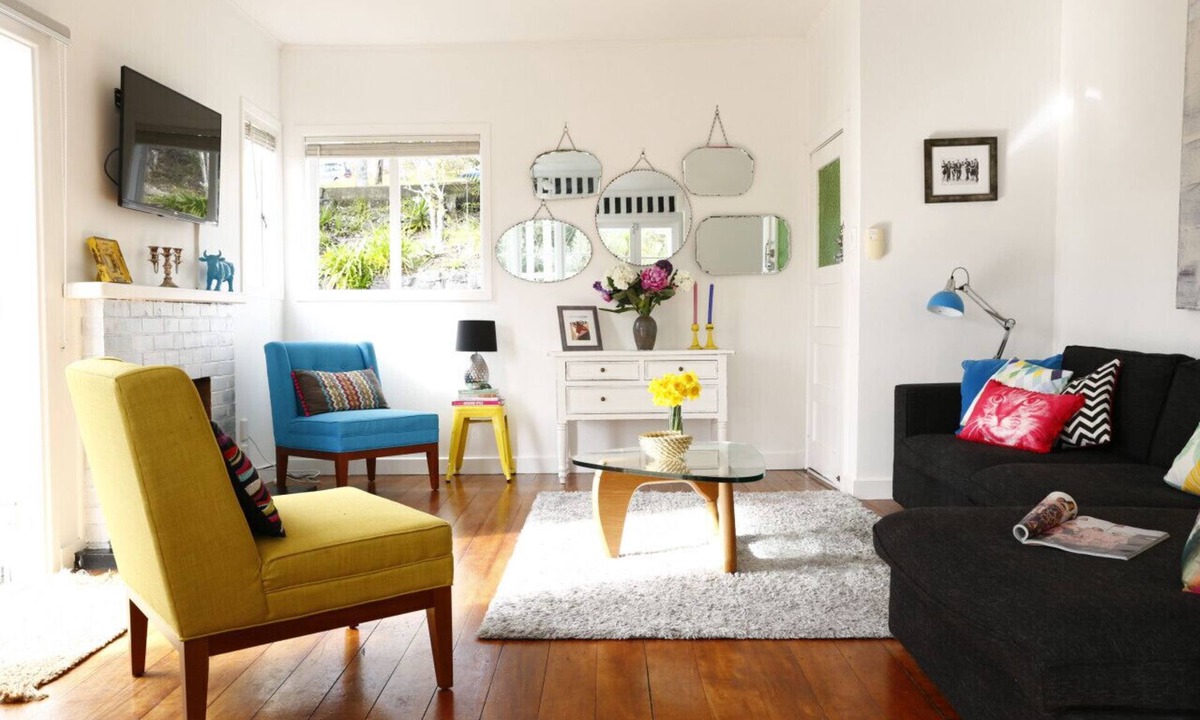 Torbay House | Bright Beachside Cottage