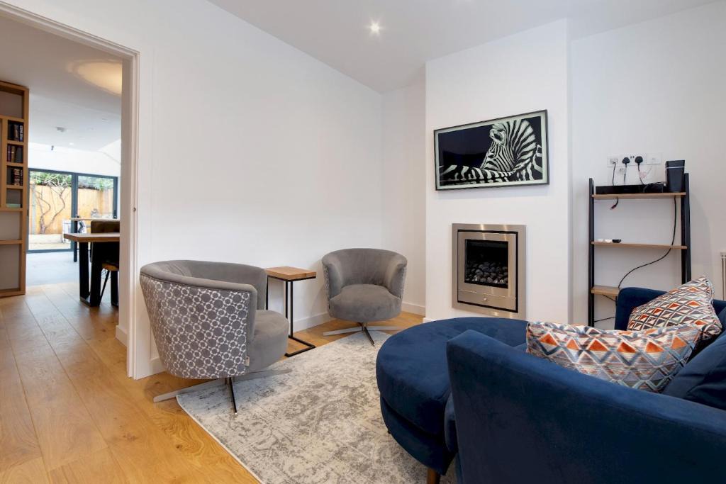 Mill Road House | Bright Beautiful Modern 2 Bed Home Pass The Keys