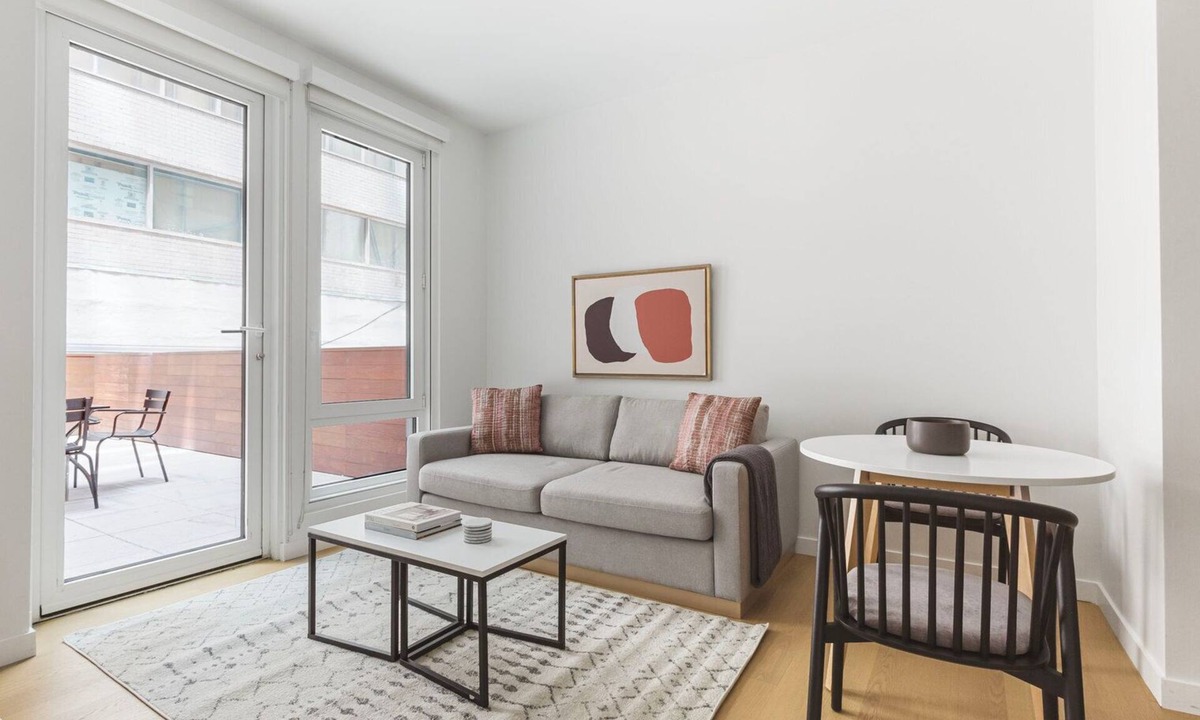 Brooklyn Heights Apartment | Bright Brooklyn Heights 1BR w/Gym & Doorman, nr BB Park, by Blueground