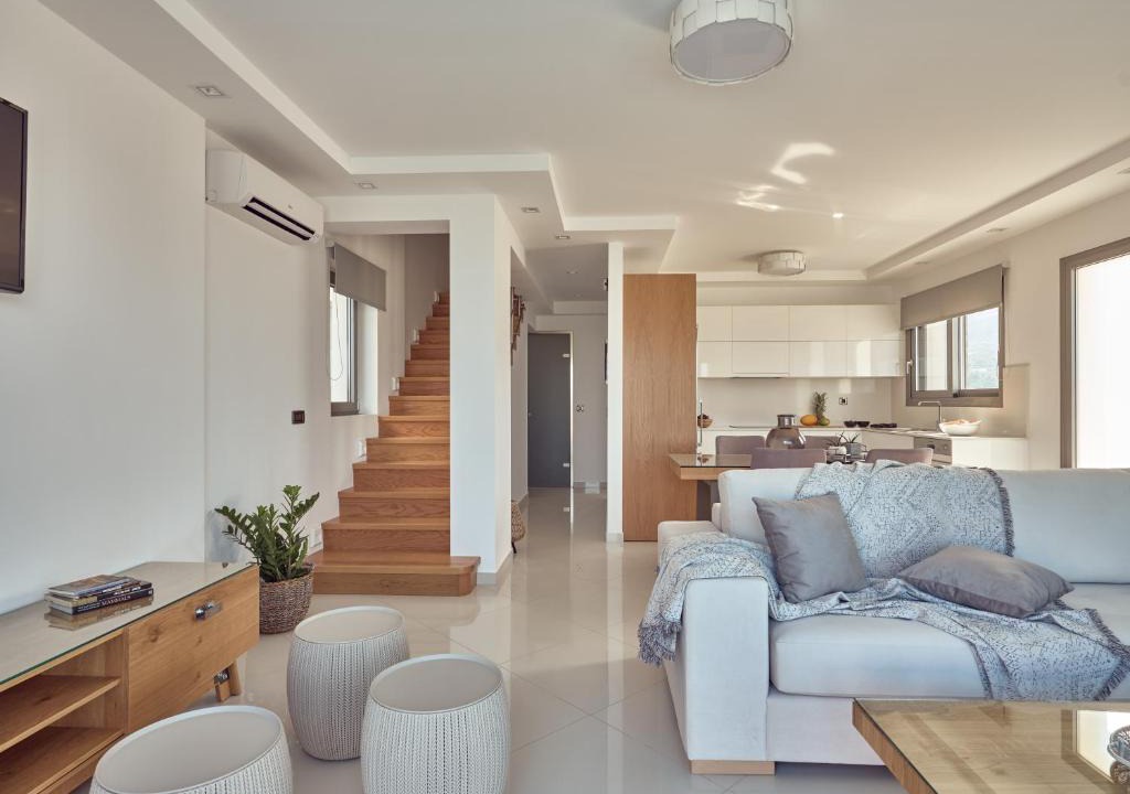 Alykes Villa | Bright Coast Superior