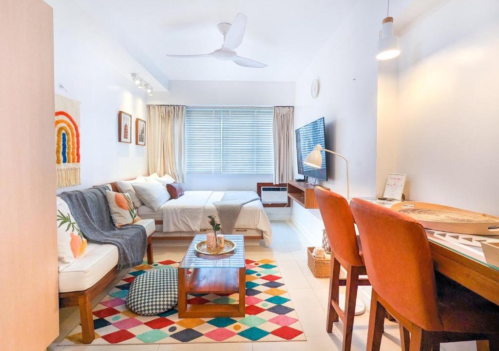 Matandang Balara Apartment | Bright & Cozy Studio Condo in Commonwealth, UP Diliman
