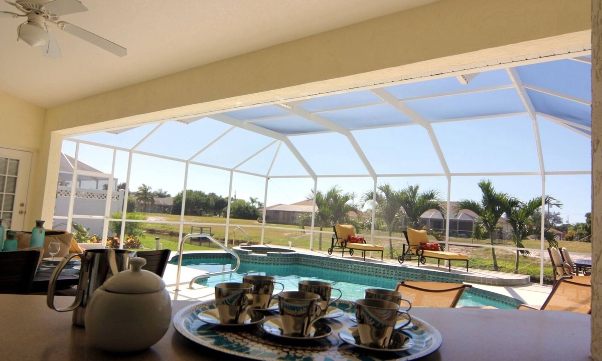 White Marsh House | Bright Dreams | Billiard Table | Canal view
