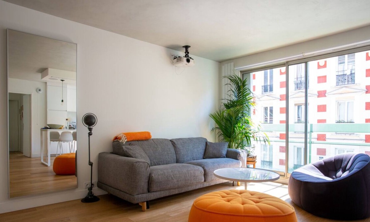Amerique Apartment | Bright modern apartment Jourdain / Buttes Chaumont