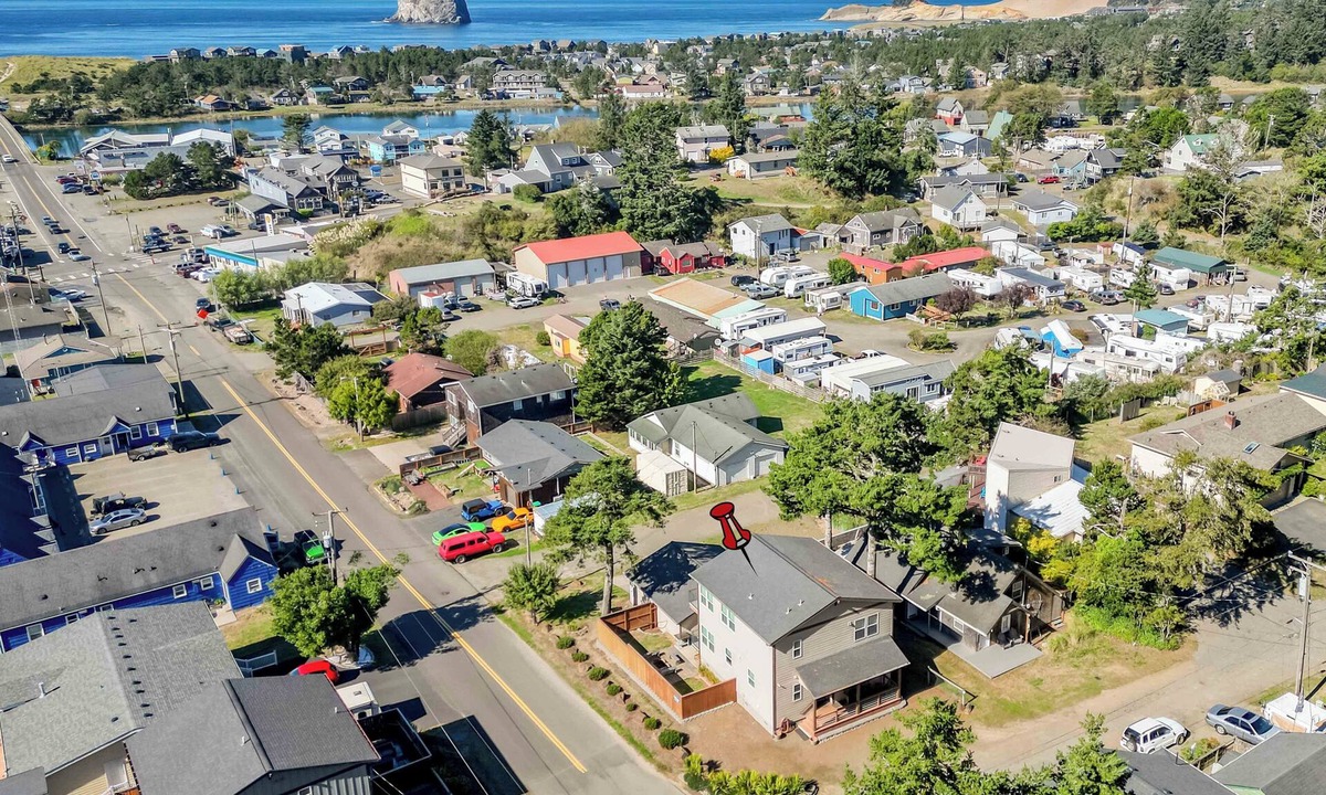 Pacific City House | Bright, Open Pacific City Home, Double Living Room, Fenced Side Yard, Fire Pit!