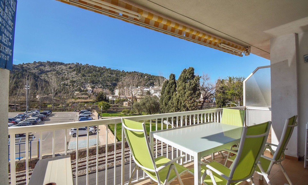 Puerto de Soller Apartment | Bright & spacious apartment with A/C close to the beach in Port de Sóller