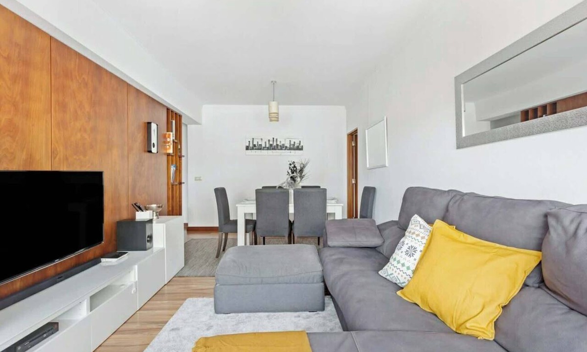 Benfica Apartment | Bright & Spacious Three-Bed Apartment in Lisbon