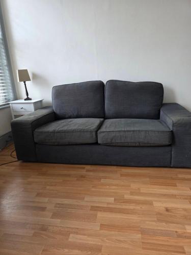 Highgate Apartment | Bright studio apartment