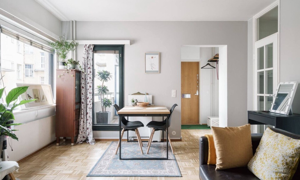 Hietalahti Apartment | Bright Studio Apt. in Helsinki with Private Balcony