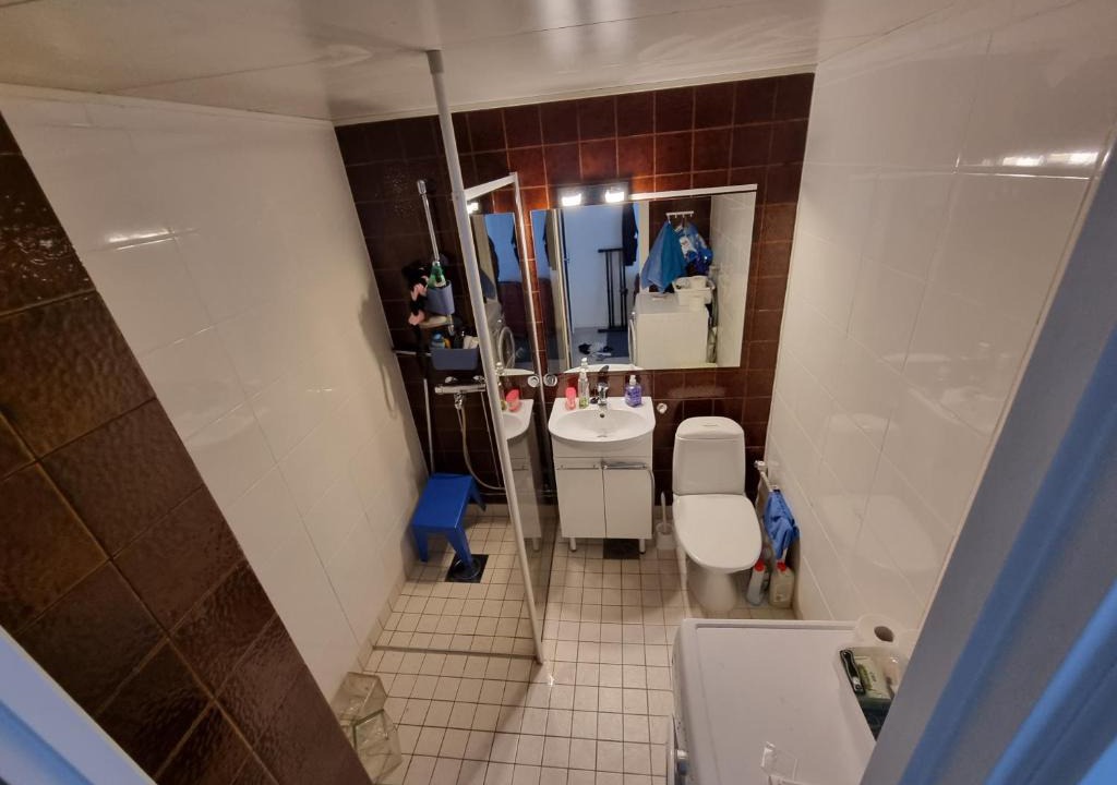 Myyrmaki Apartment | Bright studio top floor