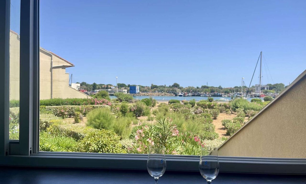 La Tamarissiere Apartment | Bright studio with garden view - 2 guests