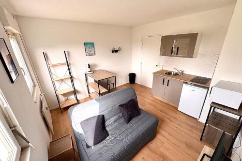 Ile Beaulieu Apartment | Bright Studio with a View in the Heart of Nantes