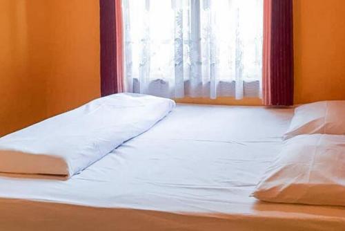 Wonokitri Hotel | Bromo Indah Lestari Homestay Mitra RedDoorz