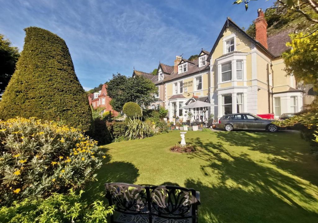 Llandudno House | Bron Orme Private Hotel
