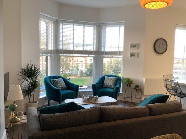 South Cliff Apartment | Brooklands Hideaway