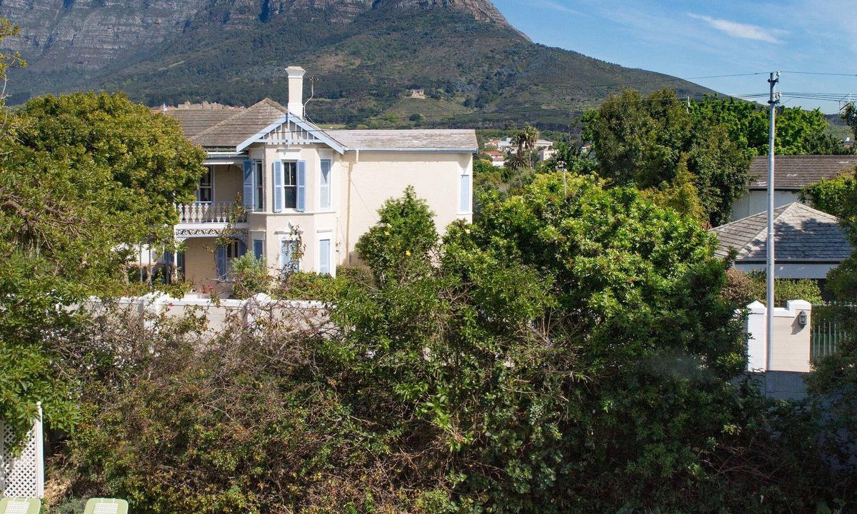 Rosebank House | Brooklands House