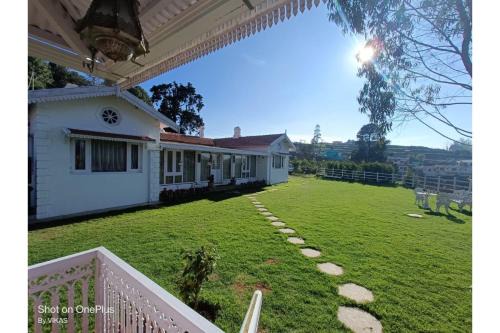 Fern Hill Hotel | Brooklyn Villa