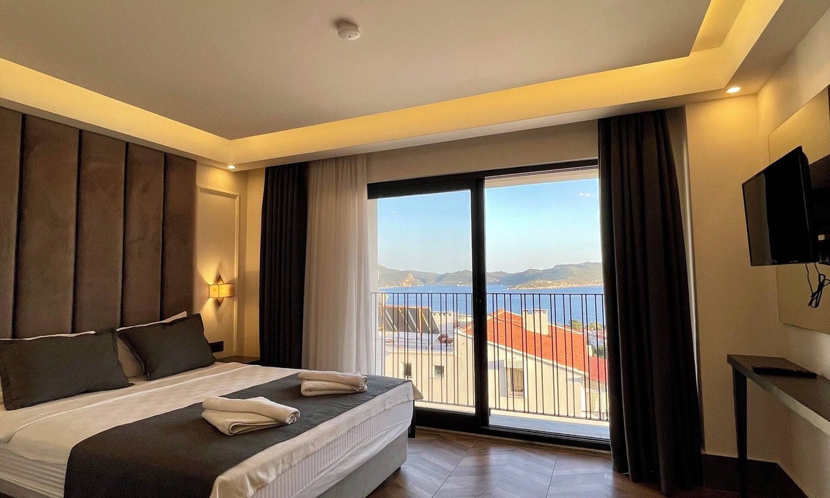 Kas Hotel | Brow City Kaş