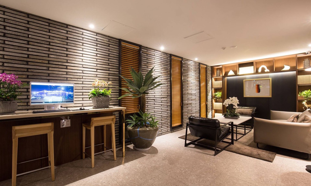 Busanjin Hotel | Brown-Dot Choup