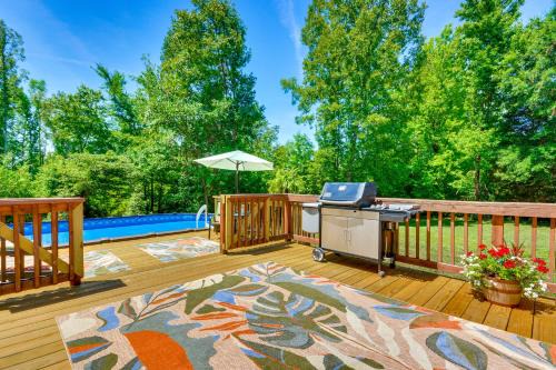 Browns Summit House | Browns Summit Vacation Rental w/Fire Pit!