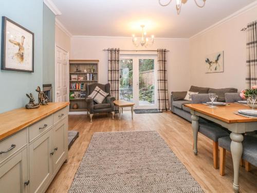 Brundall House | Brundall House