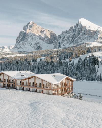 Compaccio Hotel | Brunelle Seiser Alm Lodge