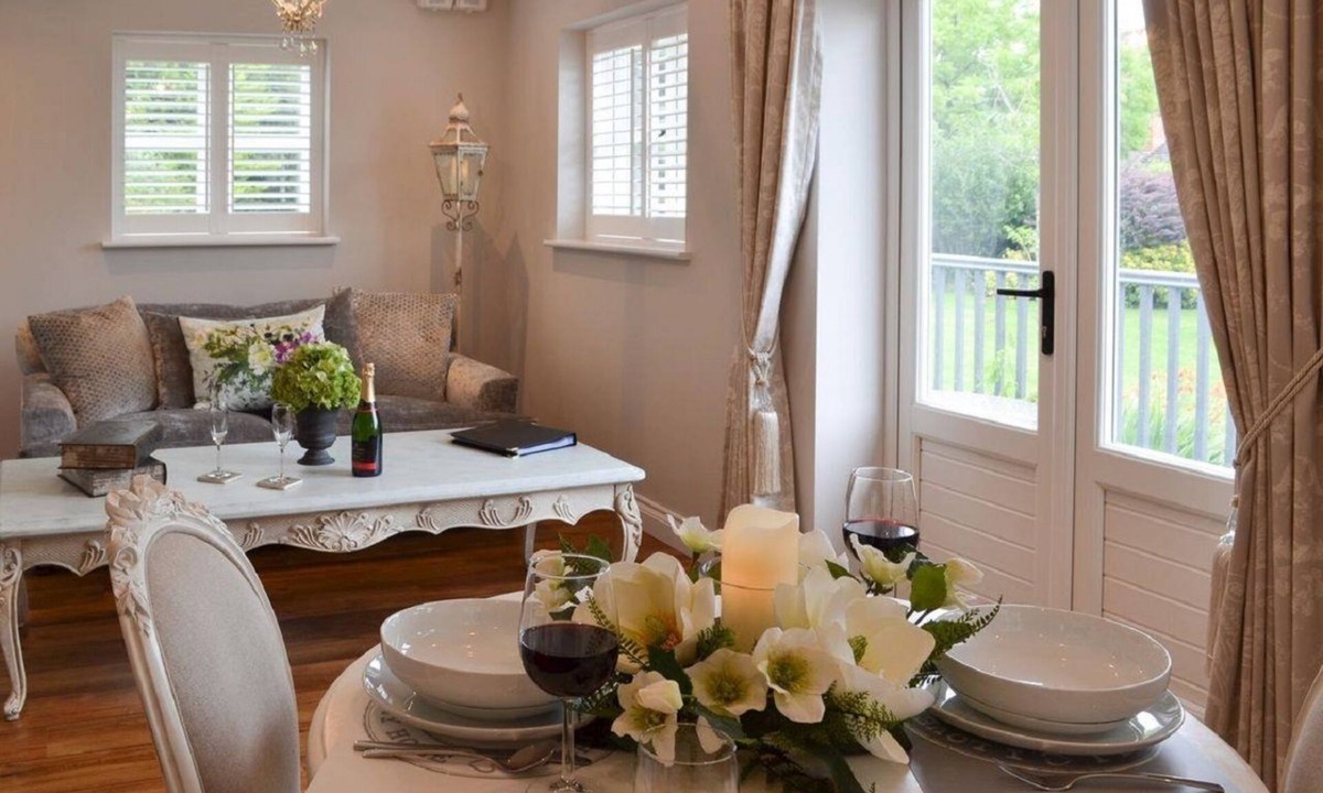 Tenterden House | Brunger House
