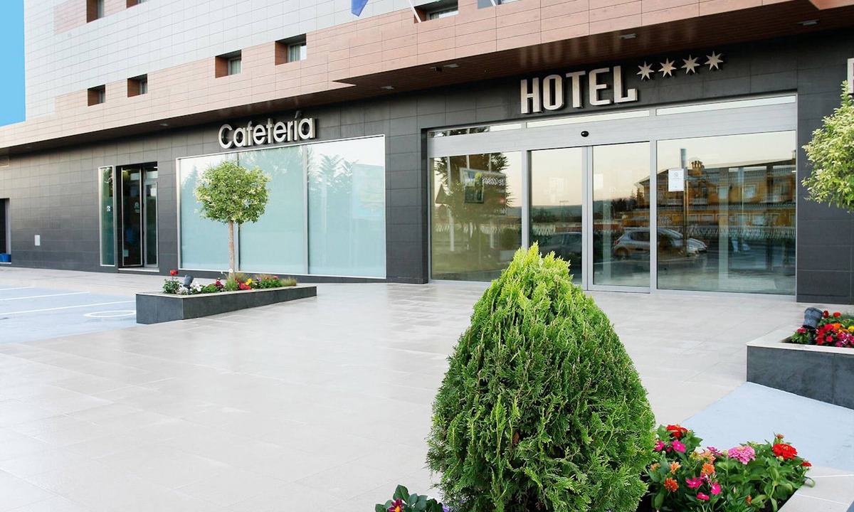Santa Fe Hotel | BS Capitulaciones