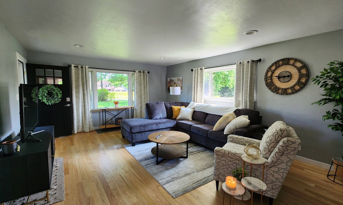 Stanford House | Btown Countryside Guest Home; Near IU; Family-Friendly