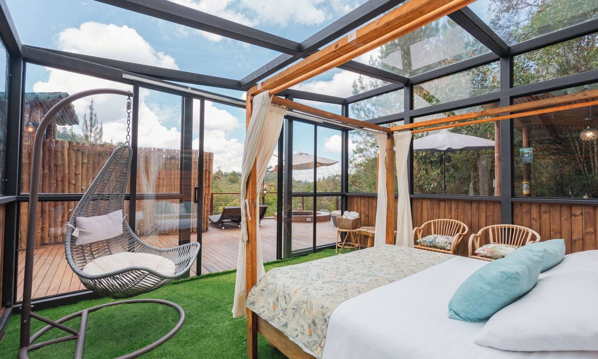 Retiro Hotel | BubbleSky Glamping