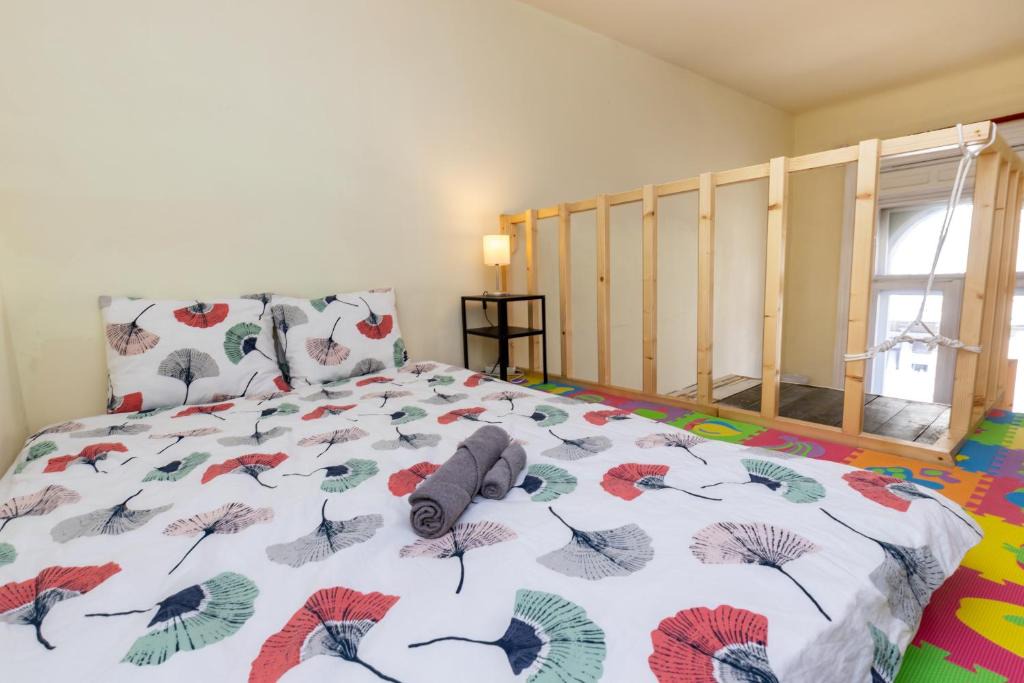 Nepszinhaz negyed House | Budapest Three Cats Hostel