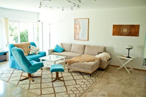 Dinkelsbuehl Apartment | Buddha Lounge