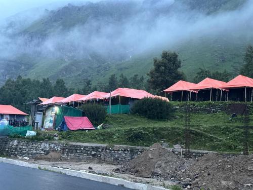 Badrinath Other | Buddy Hikers Stay Badrinath
