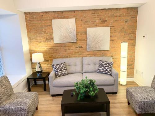 South Baltimore Apartment | Budget Friendly 2BD-2BA apt in Federal Hill
