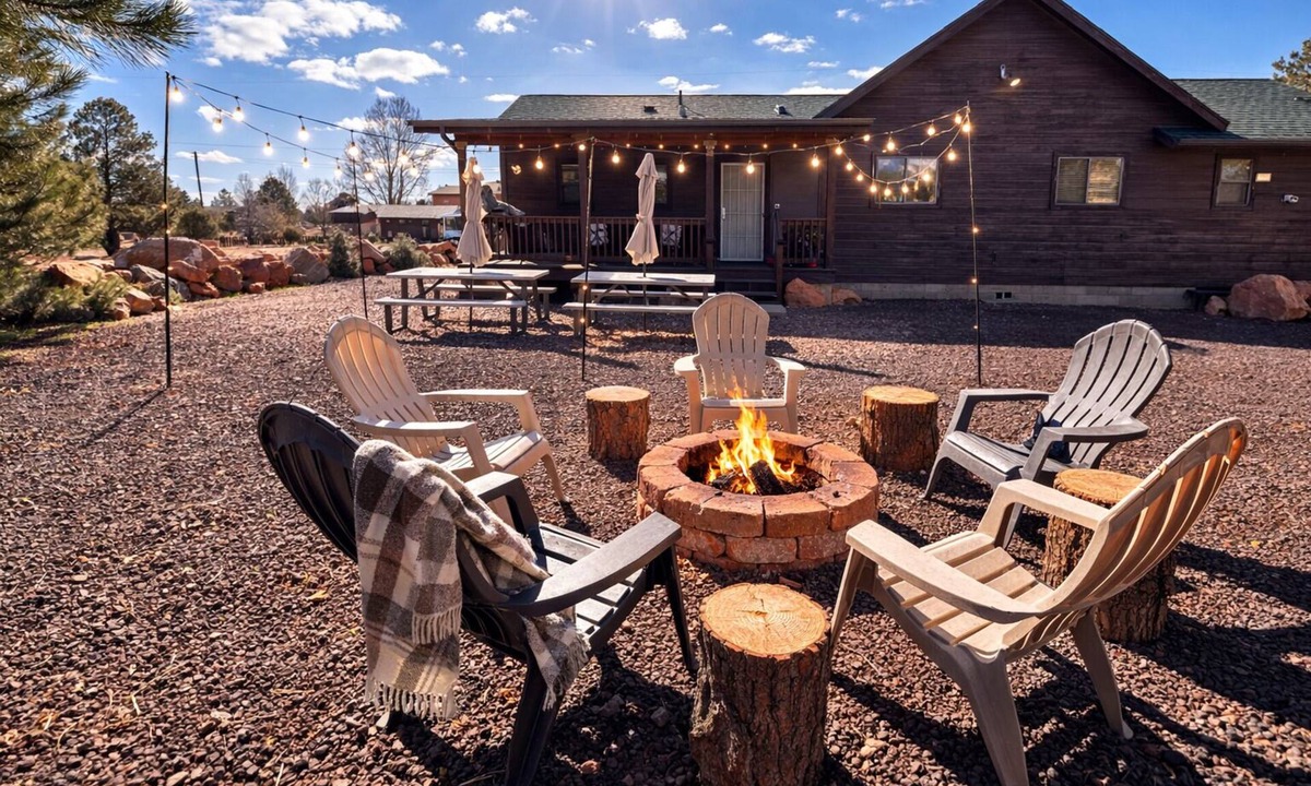 Zane Grey House | Budget Friendly Cabin with two Fire Pits