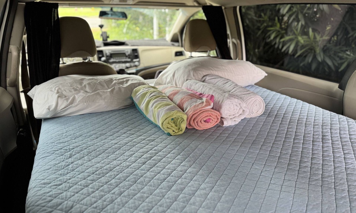 Coconut Grove House | Budget Friendly Camping Experience