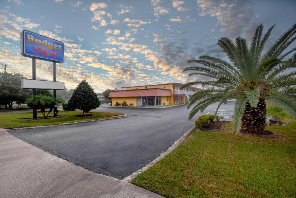 Melbourne Hotel | Budget Inn West Melbourne