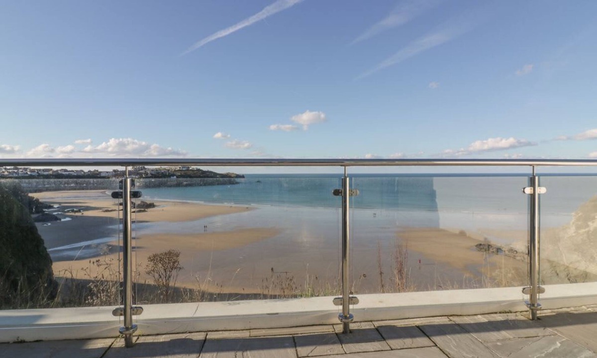 Newquay City Centre Apartment | BUENA VISTA: Coastal Retreat