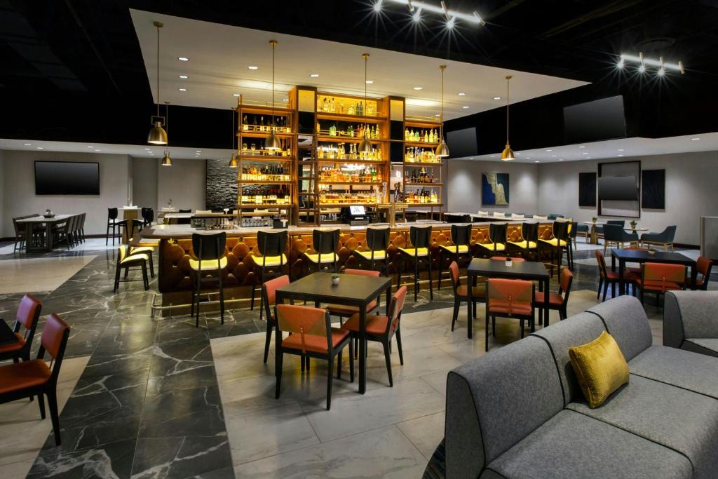 Amherst Hotel | Buffalo Marriott Niagara